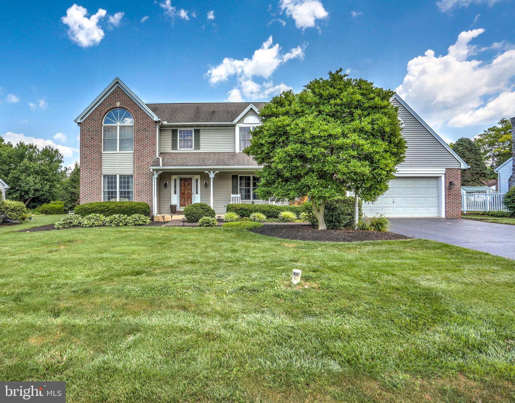 Leola, PA 17540,45 HEMLOCK LN