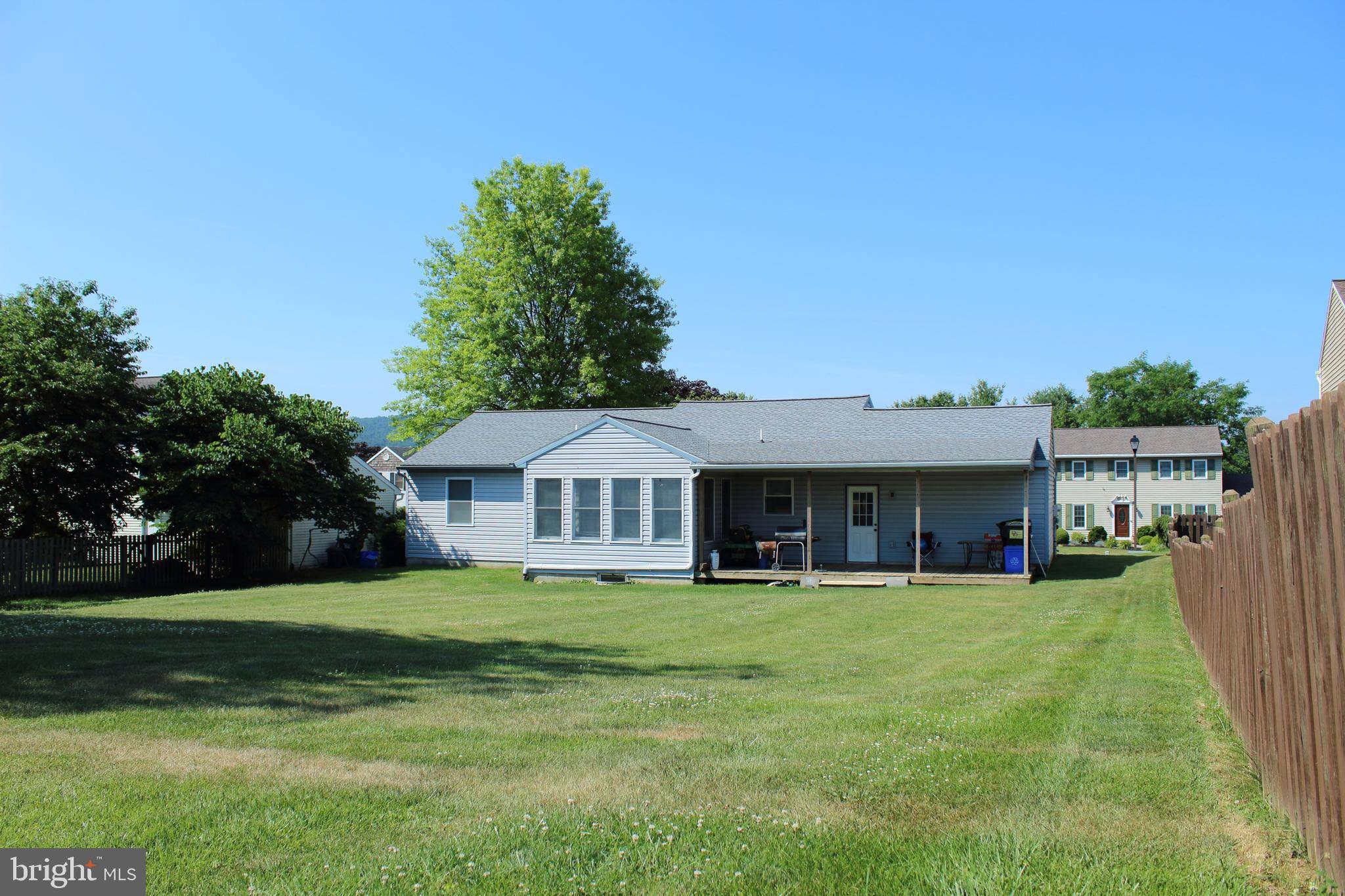 Blandon, PA 19510,272 HOPE DR