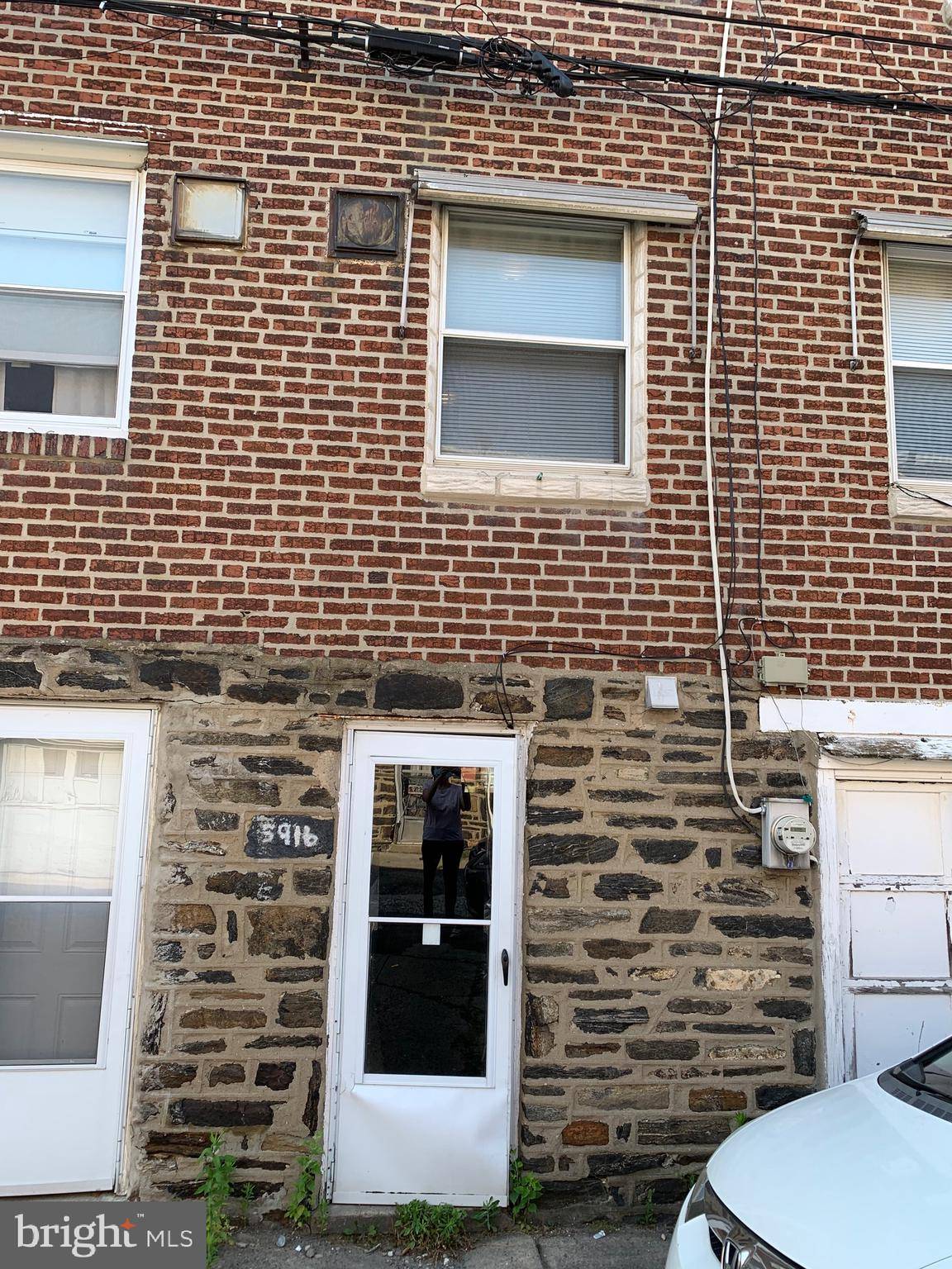 Philadelphia, PA 19120,5916 BENNINGTON ST