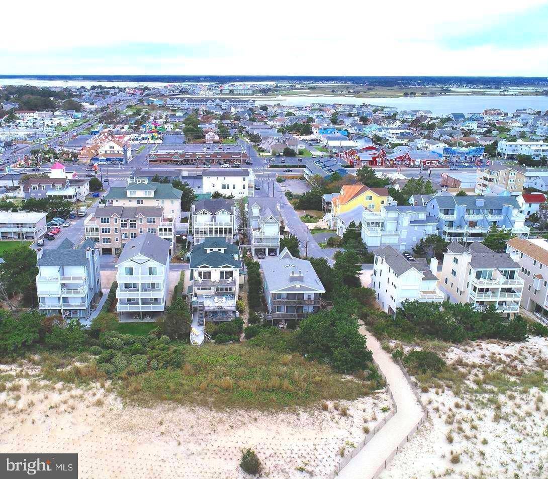 Fenwick Island, DE 19944,38895 BUNTING AVE #1 & 2