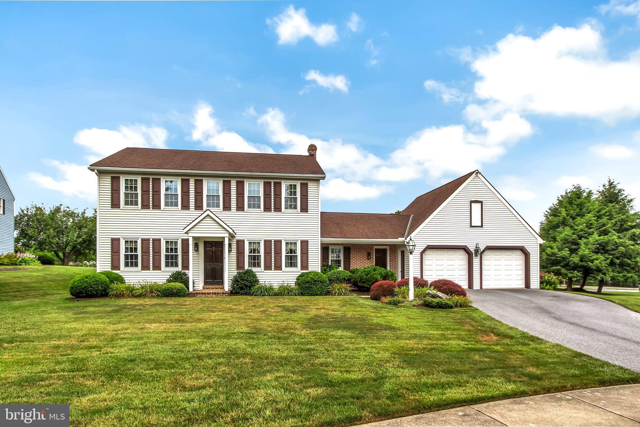 Willow Street, PA 17584,107 DIANNE CIR