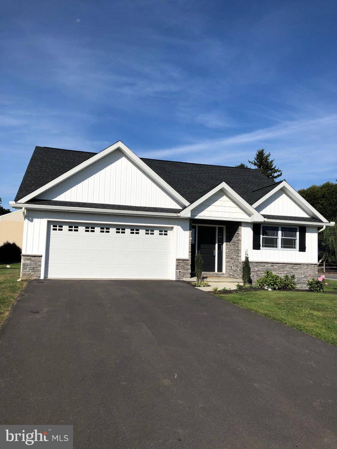 New Holland, PA 17557,201 JARED WAY