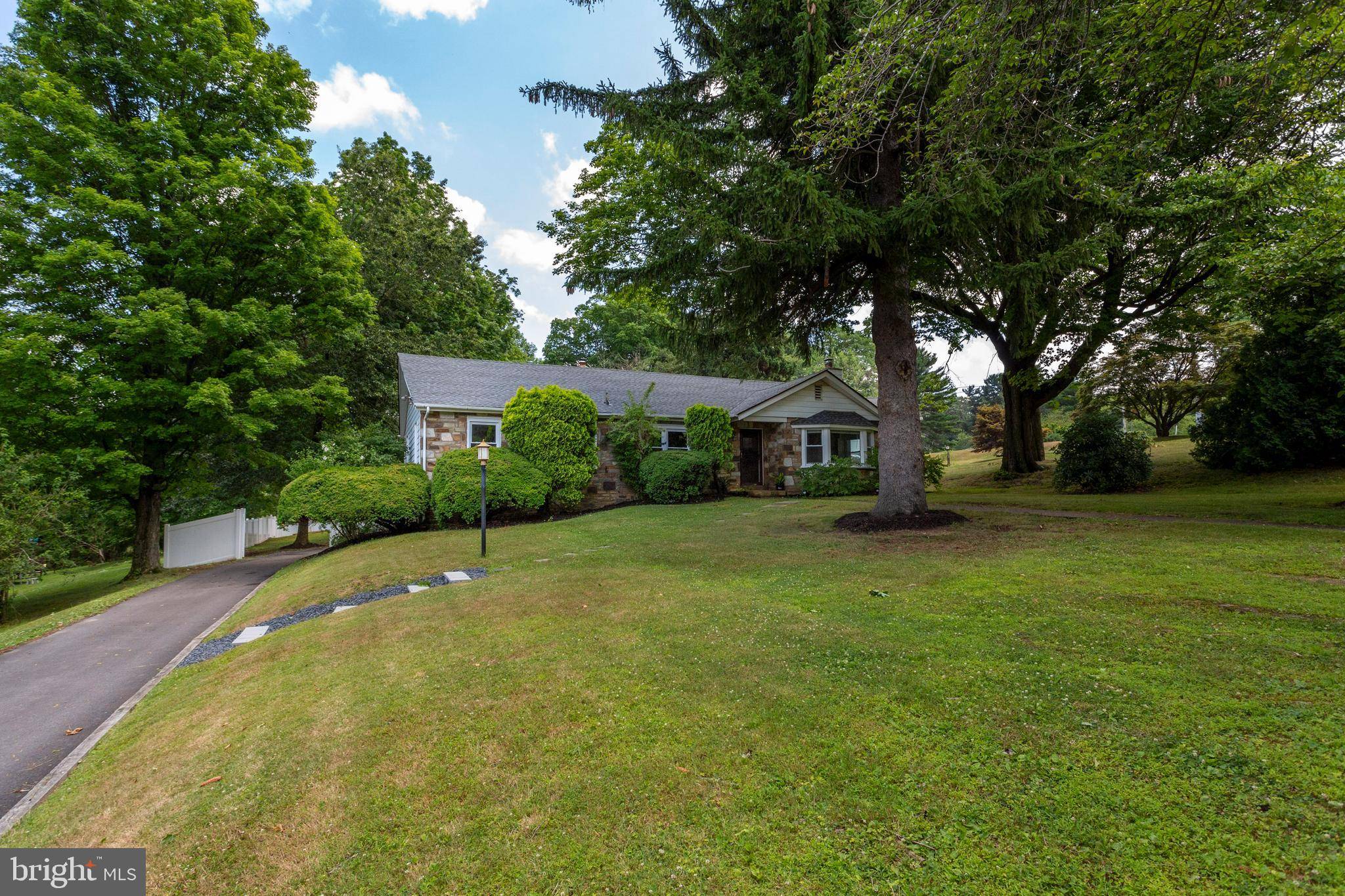 Rydal, PA 19046,1351 SUSQUEHANNA RD