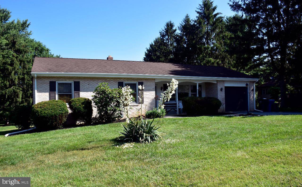 York, PA 17402,4336 PINEWOOD LN