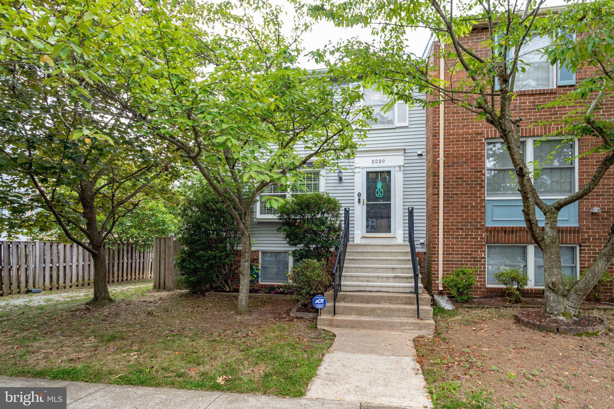 Alexandria, VA 22315,5239 SAINT GENEVIEVE PL