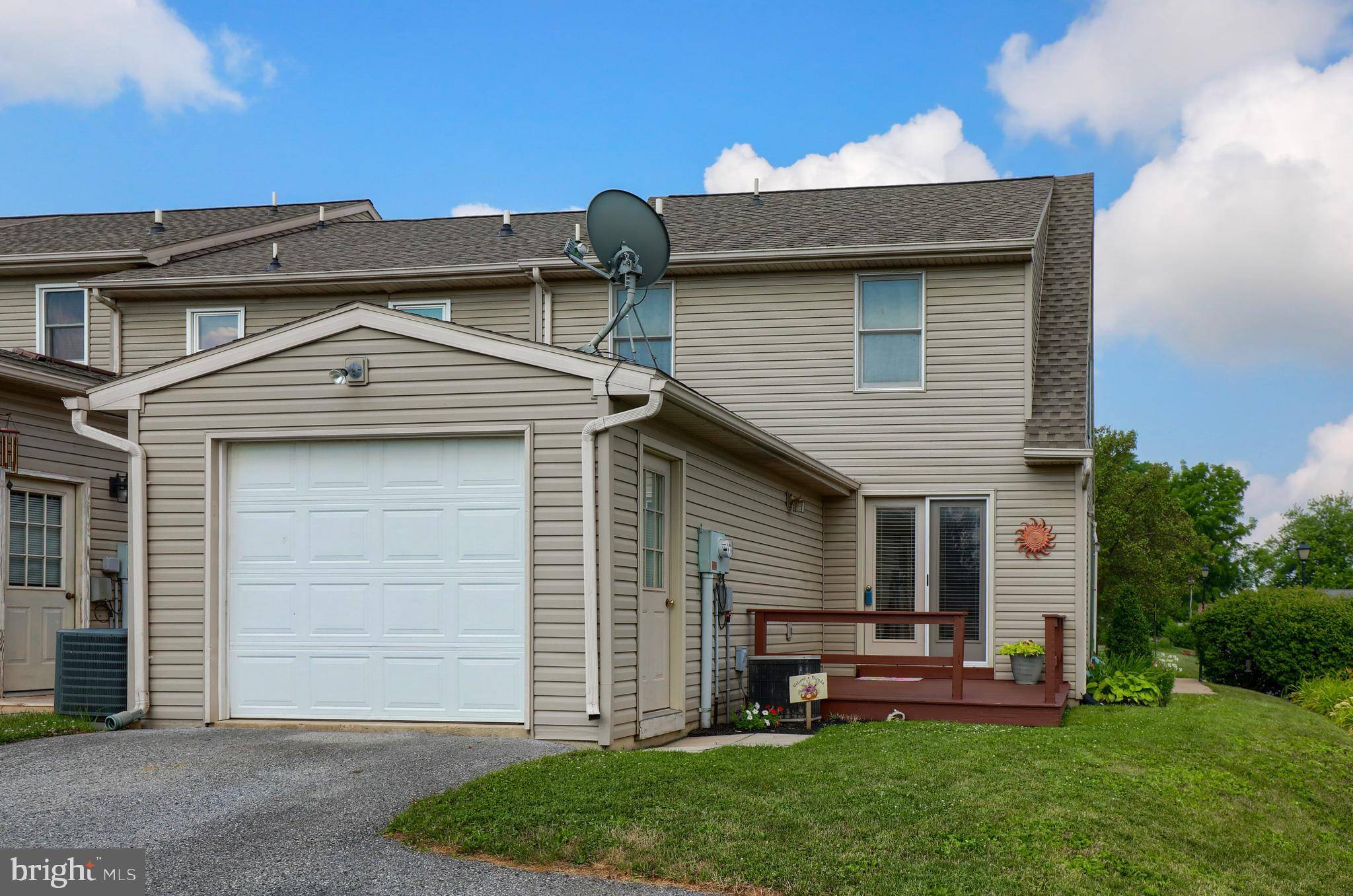 Stevens, PA 17578,508 STONECREST CT