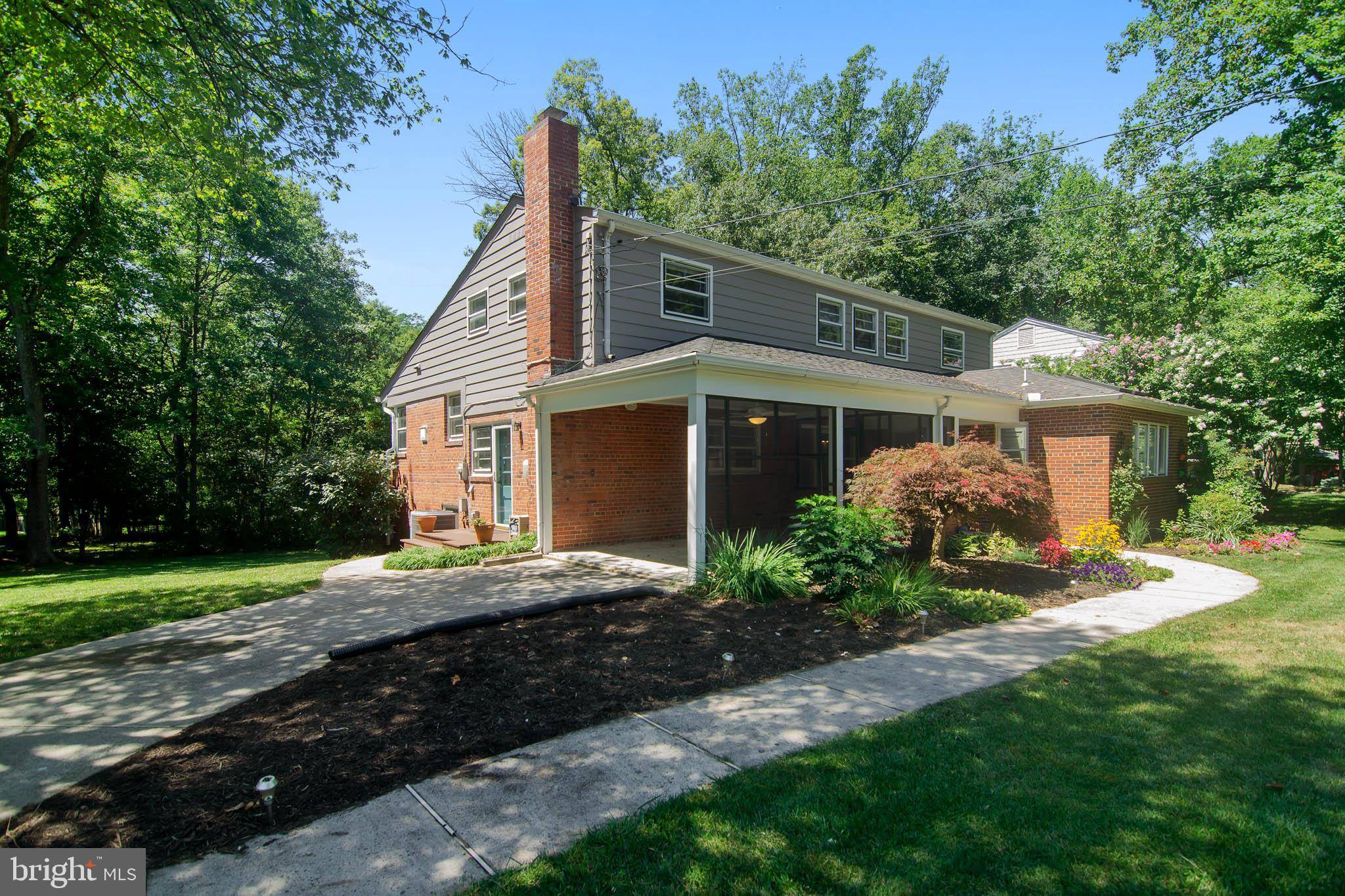 Falls Church, VA 22041,6211 BEACHWAY DR