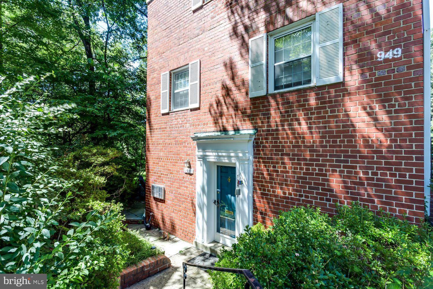 Alexandria, VA 22302,1531 MOUNT EAGLE PL