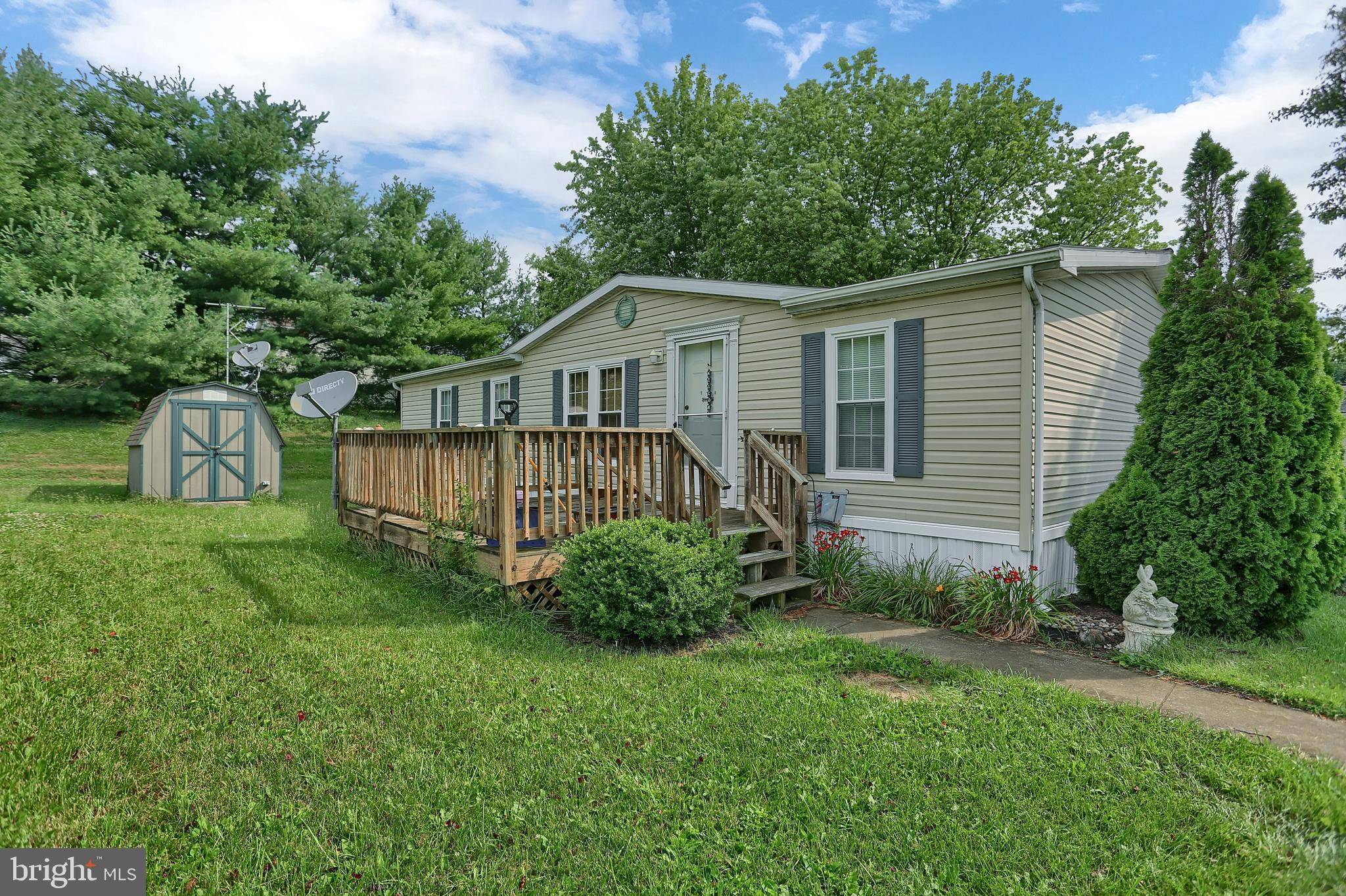 Shippensburg, PA 17257,40 RUSTIC DR