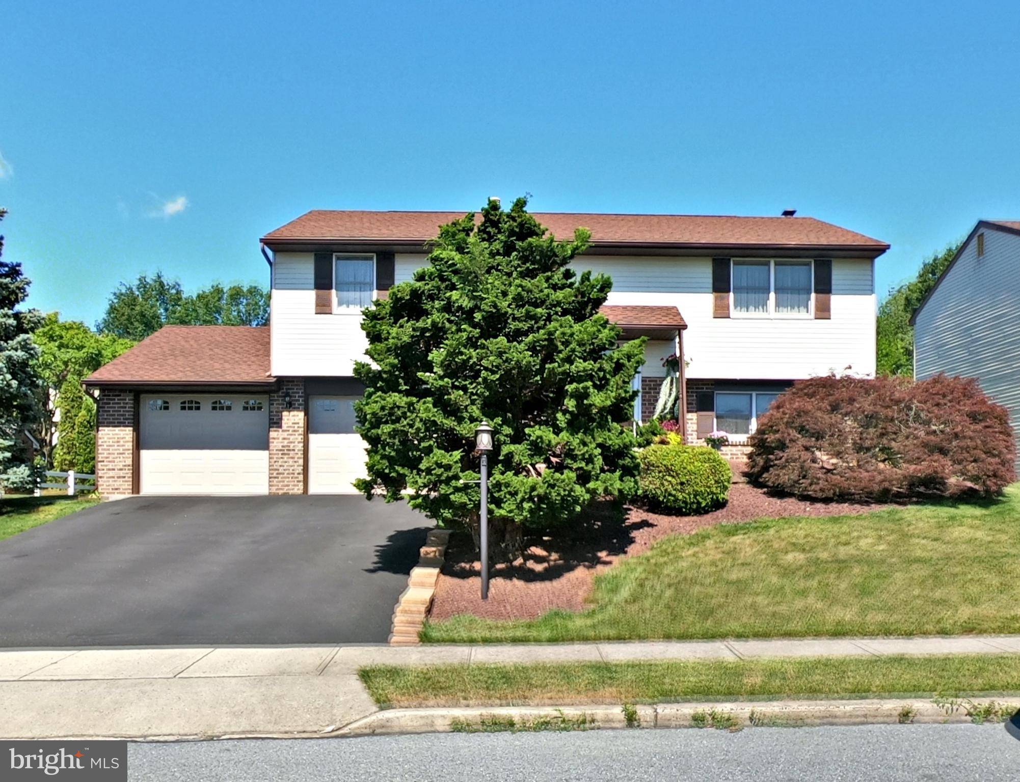 Reading, PA 19606,820 WISTERIA AVE