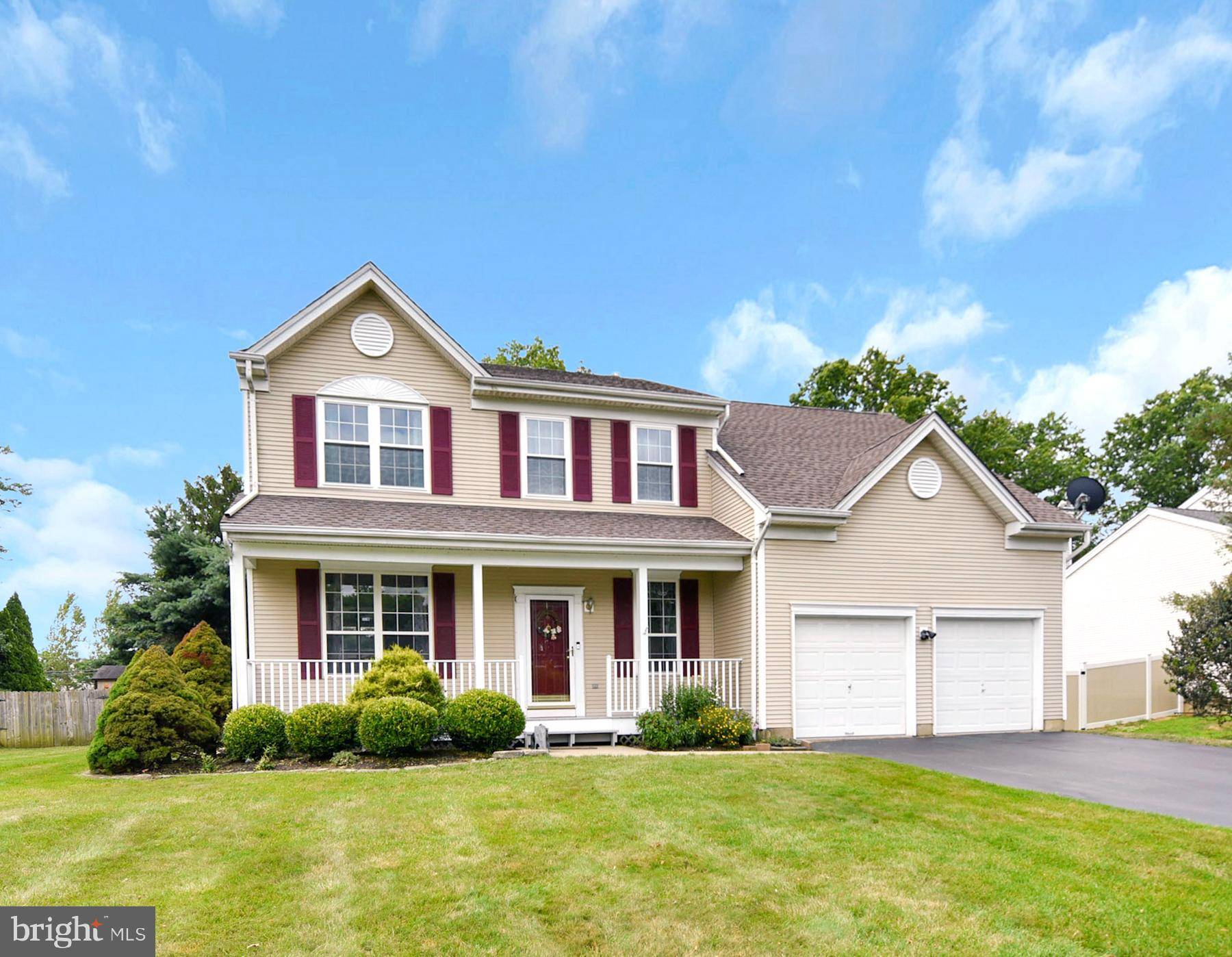 Hightstown, NJ 08520,8 OAKMONT TER