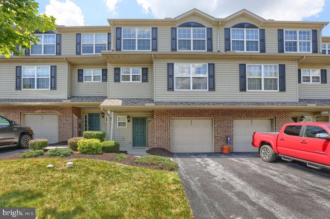 Hummelstown, PA 17036,259 OSPREY LN