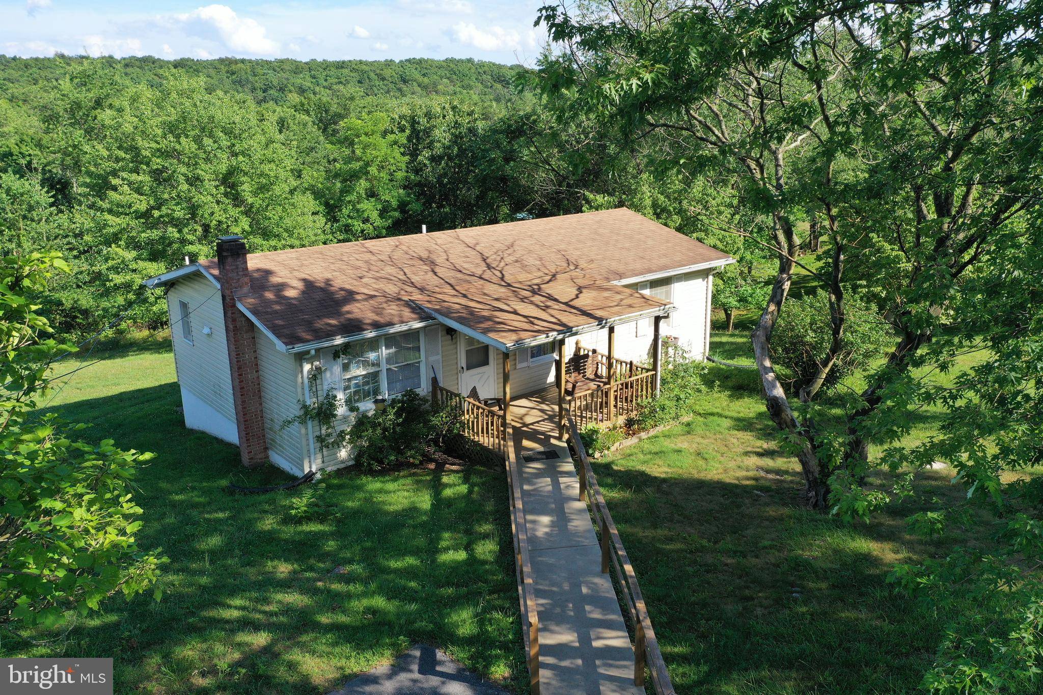 Berkeley Springs, WV 25411,1325 APPLE ORCHARD CIR