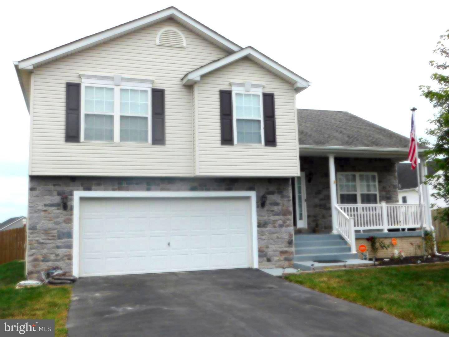 Martinsburg, WV 25404,299 CORBIN HEIGHTS WAY