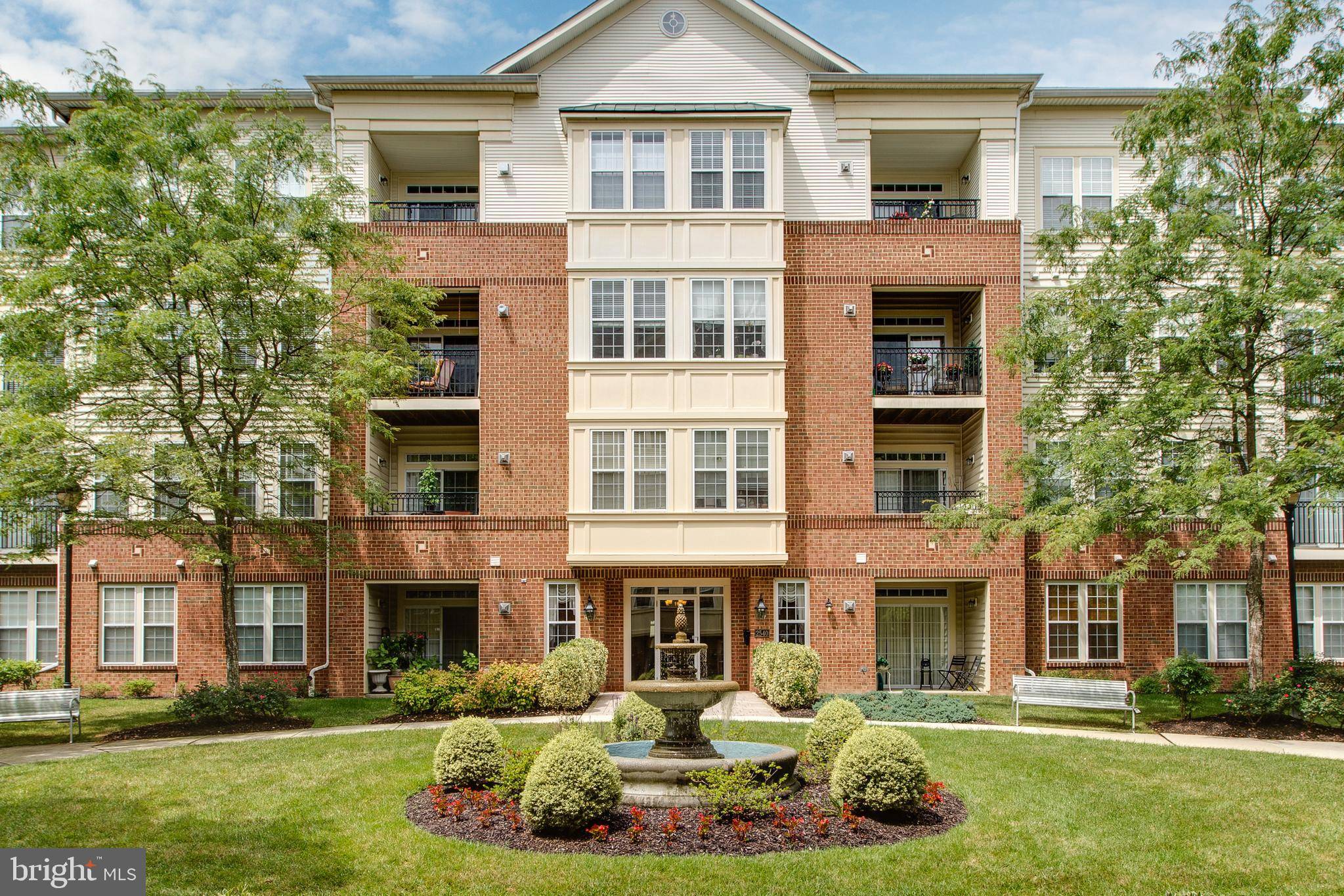 Ellicott City, MD 21043,2550 KENSINGTON GDNS #201