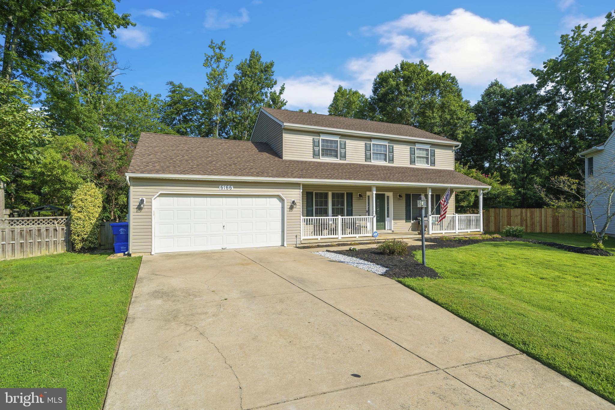 Waldorf, MD 20603,6166 HUMPBACK WHALE CT