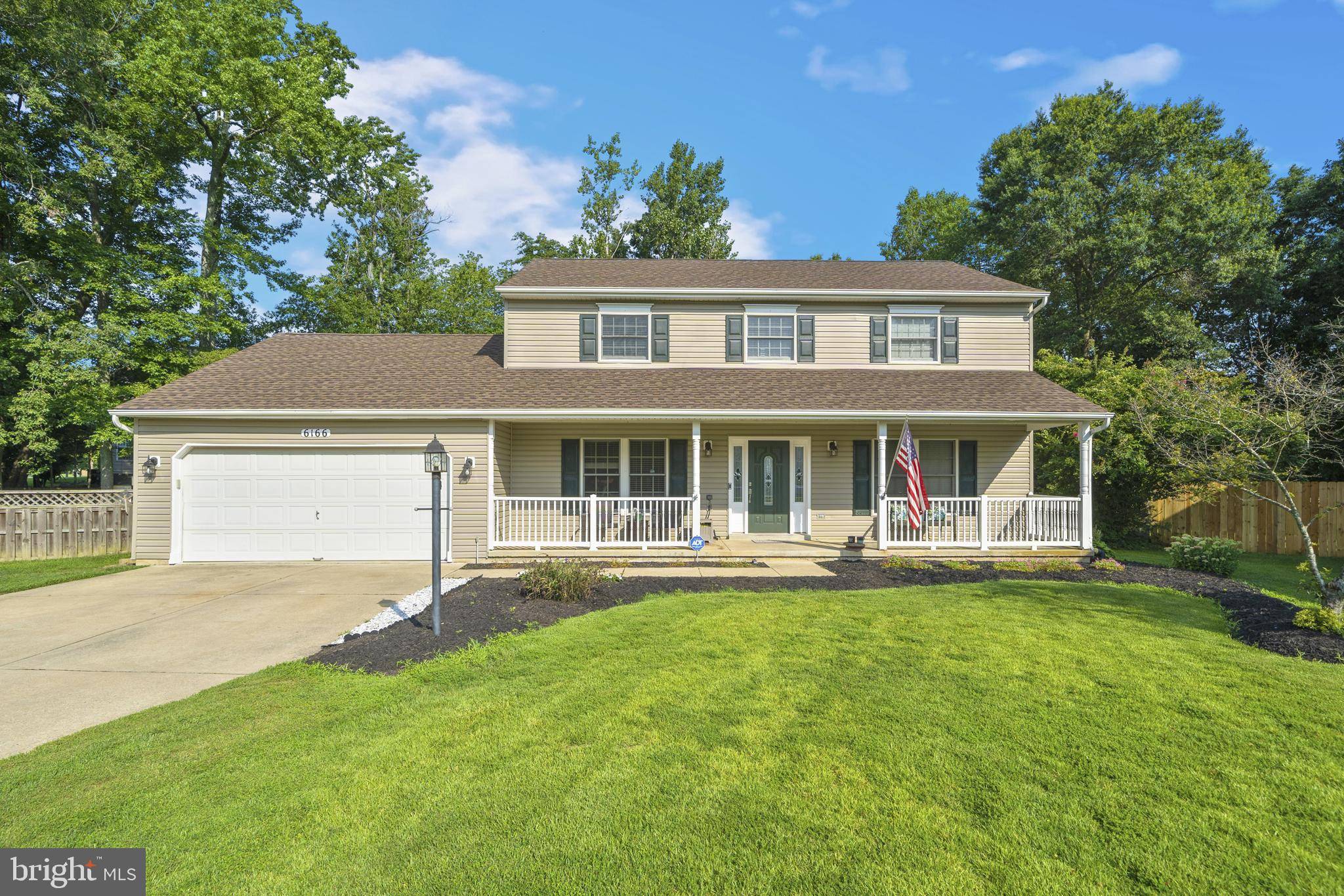 Waldorf, MD 20603,6166 HUMPBACK WHALE CT