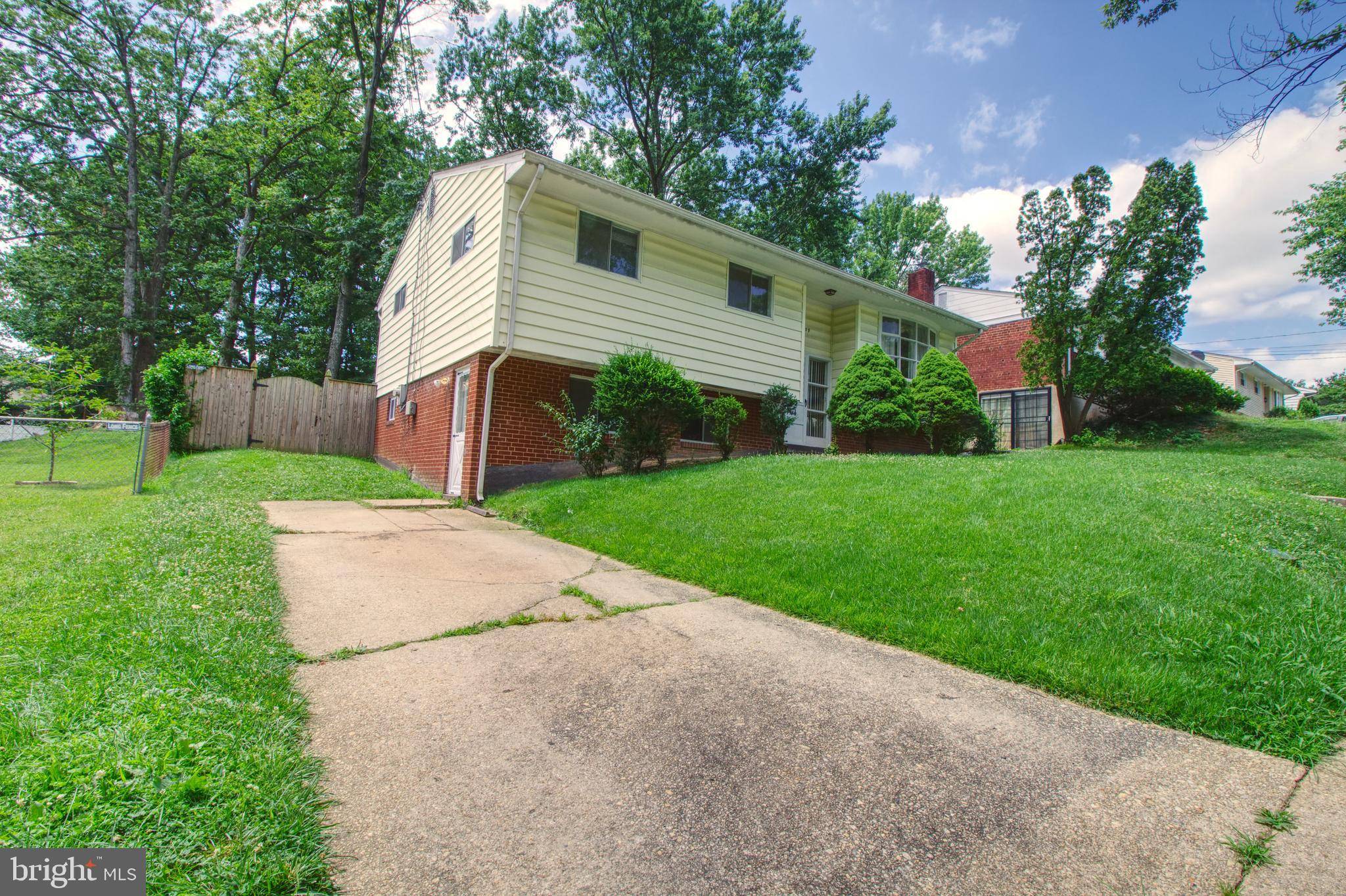 Lanham, MD 20706,9209 ROLLING VIEW DR