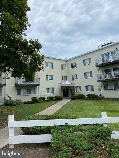 Hyattsville, MD 20782,5601 PARKER HOUSE TER #416