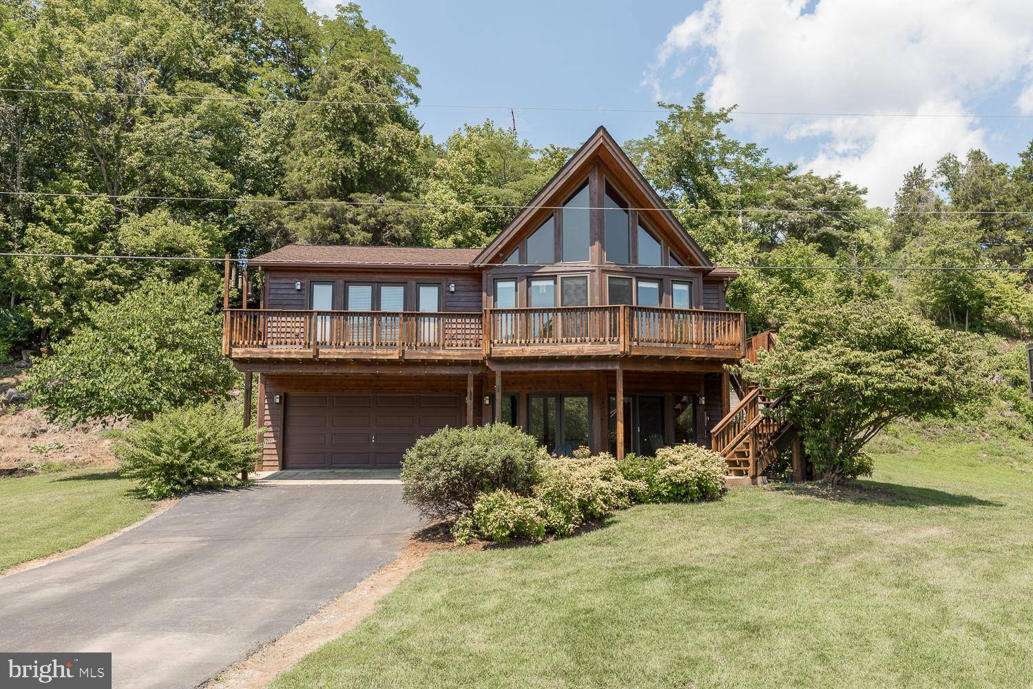 Harpers Ferry, WV 25425,60 RIVER CLIFF DR