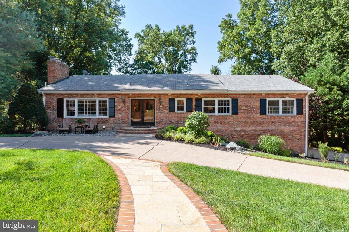 Mclean, VA 22101,1512 LABURNUM ST