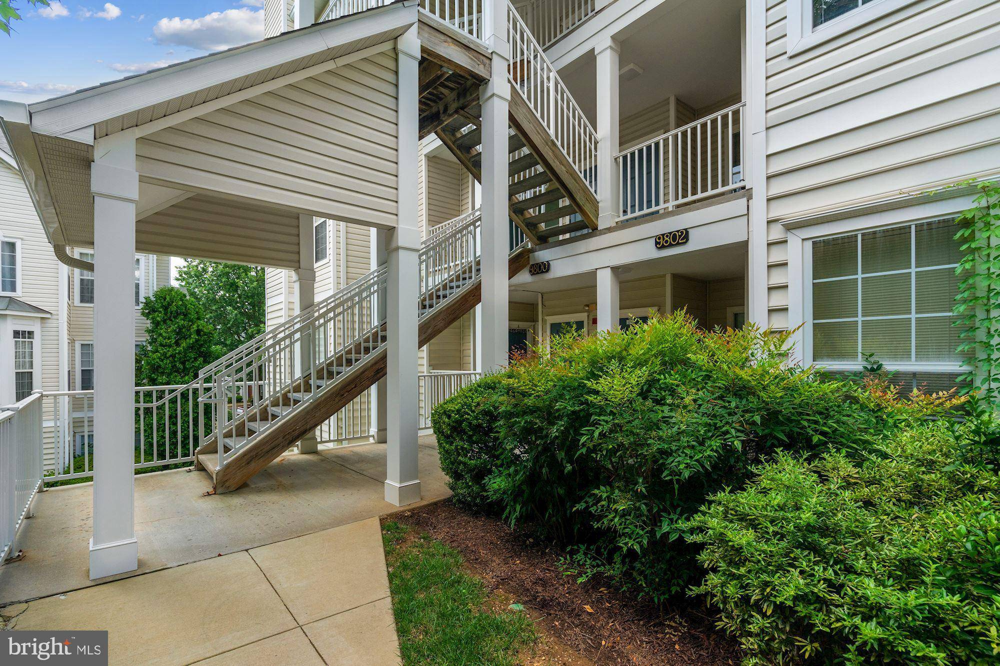 Montgomery Village, MD 20886,9802 FEATHERTREE TER #34