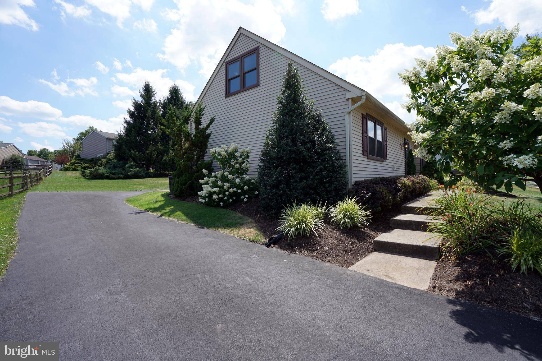 Harleysville, PA 19438,334 STORMFIELD DR