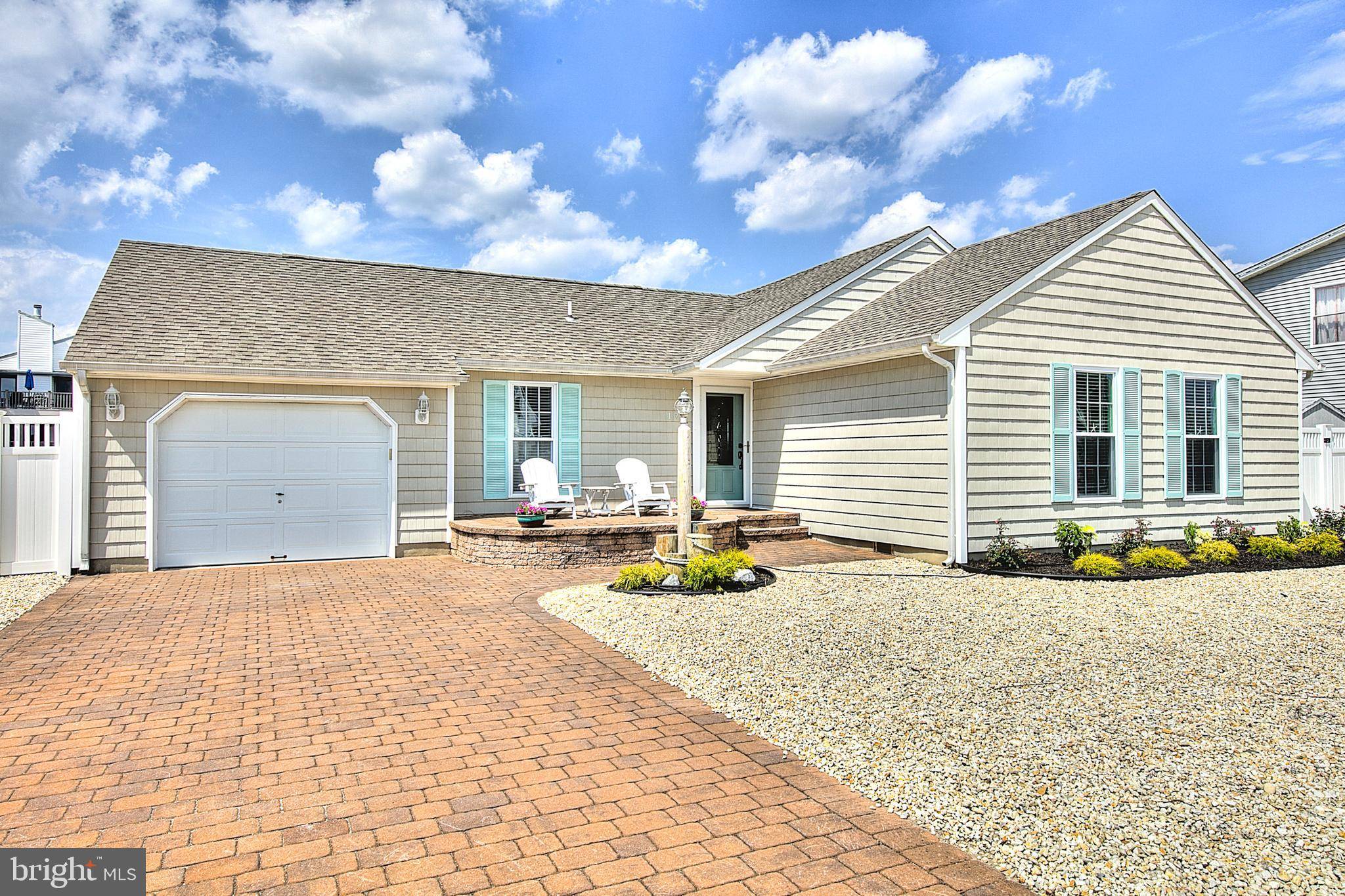 Manahawkin, NJ 08050,175 JEREMY LN