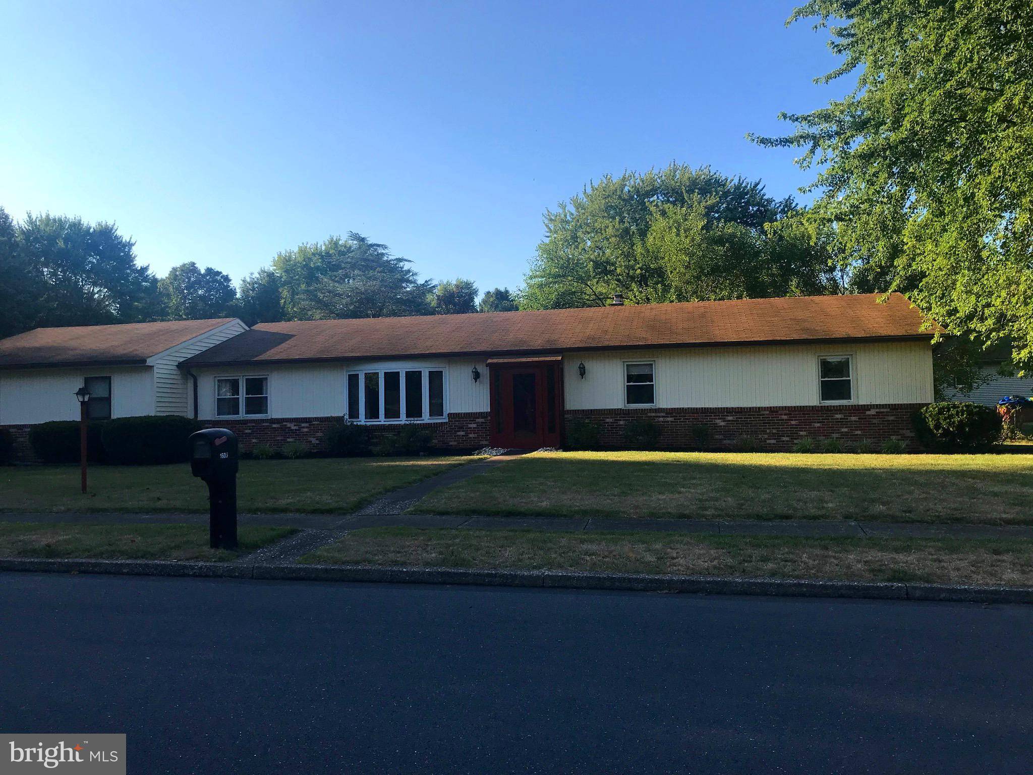 Harrisburg, PA 17110,1605 LORI LN