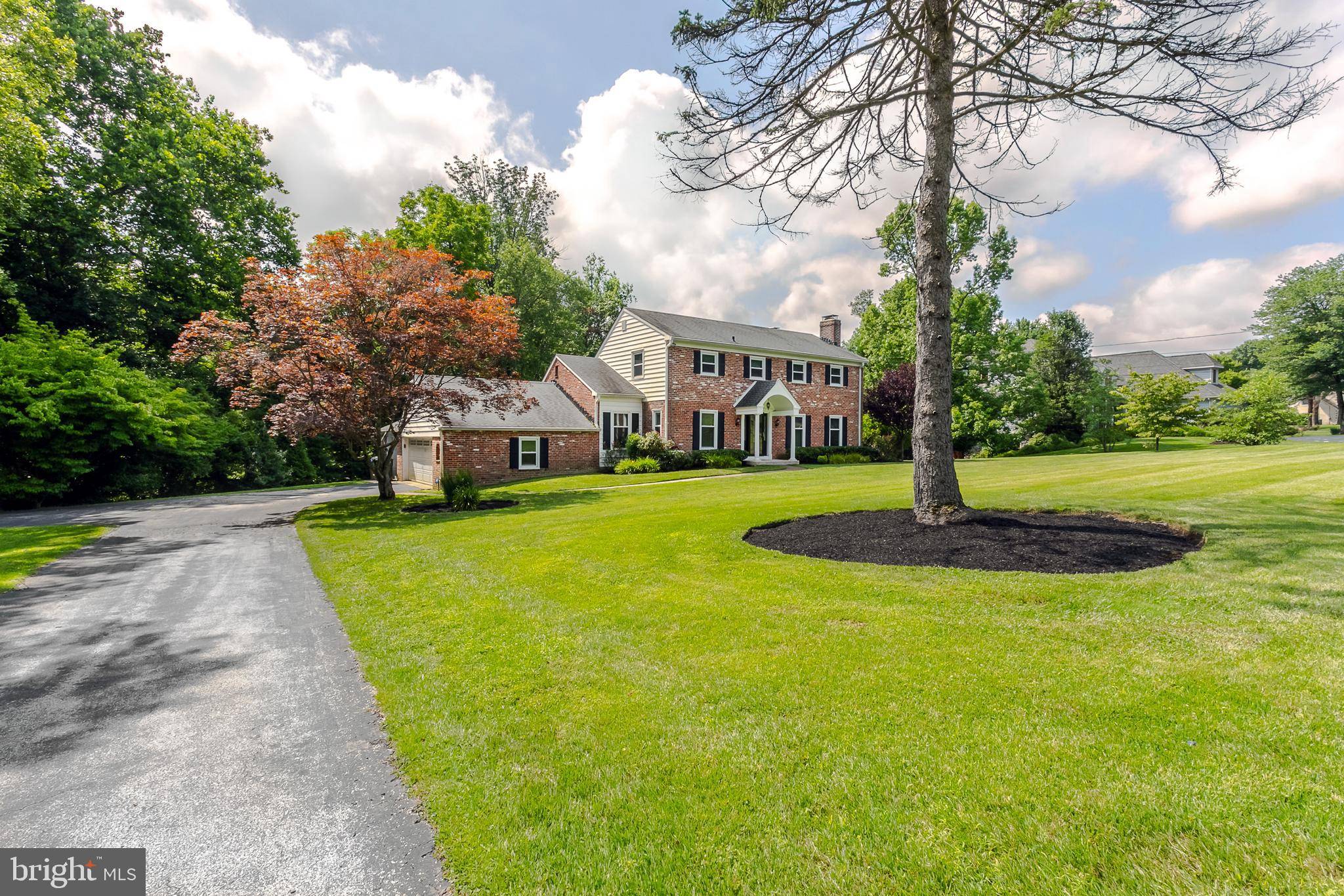 Newtown Square, PA 19073,4102 MEADOW LN