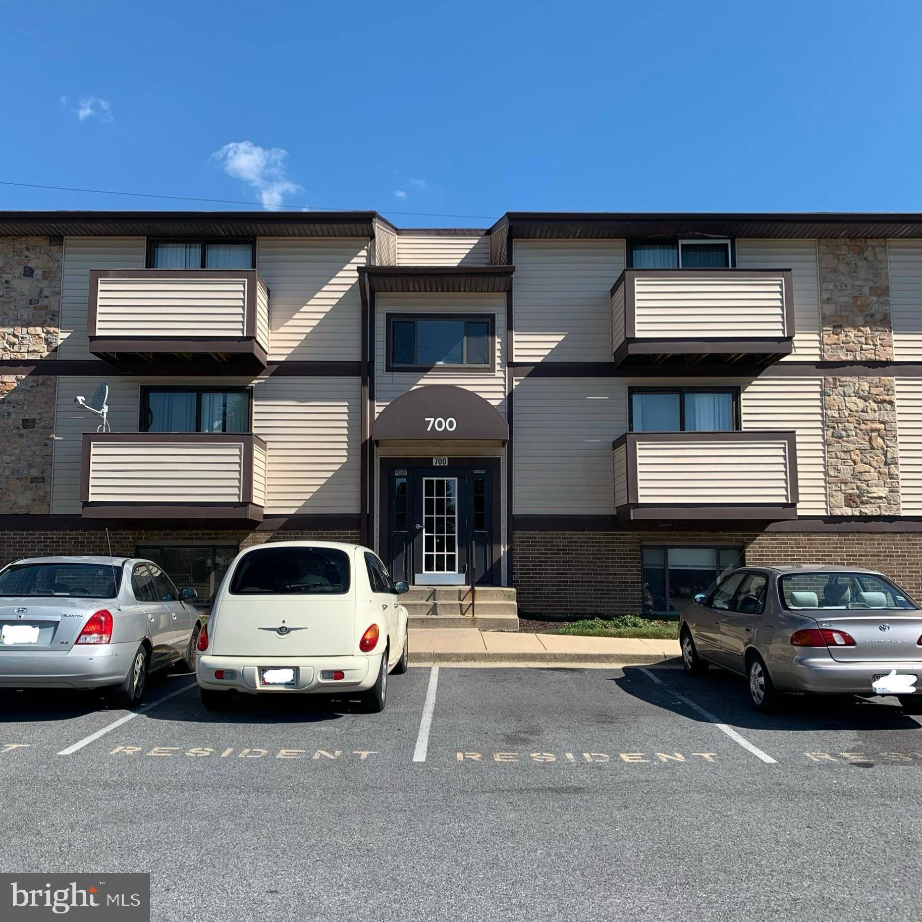 Frederick, MD 21702,700-G HEATHER RIDGE DR #13G