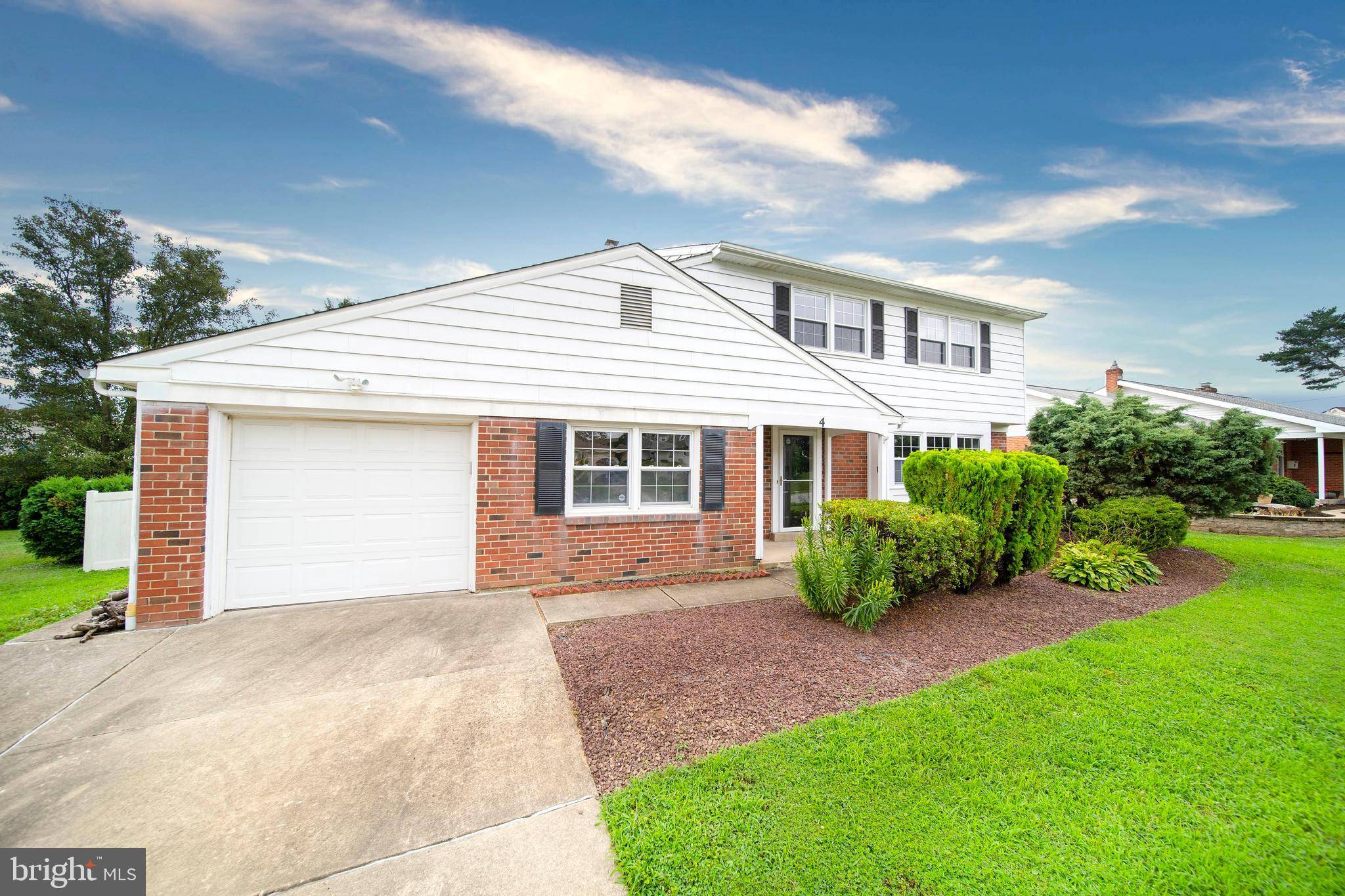 Wilmington, DE 19808,4 PLOVER CT