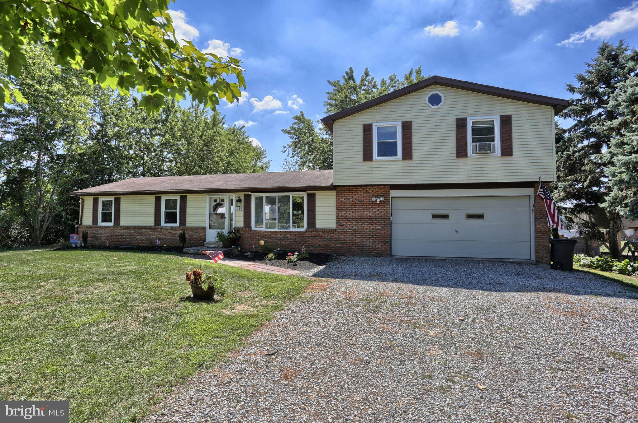 Jonestown, PA 17038,114 DEER DR