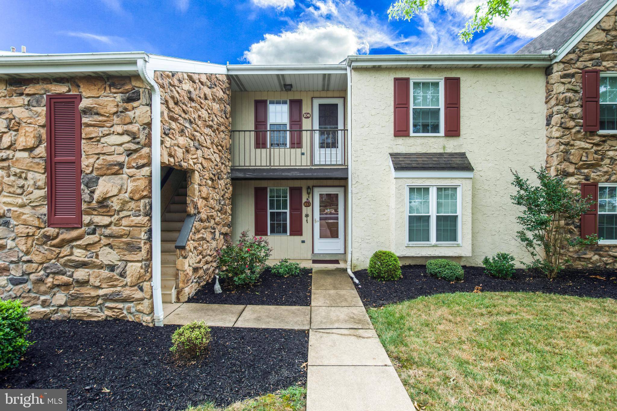 Millersville, PA 17551,103 OAK KNOLL CIR