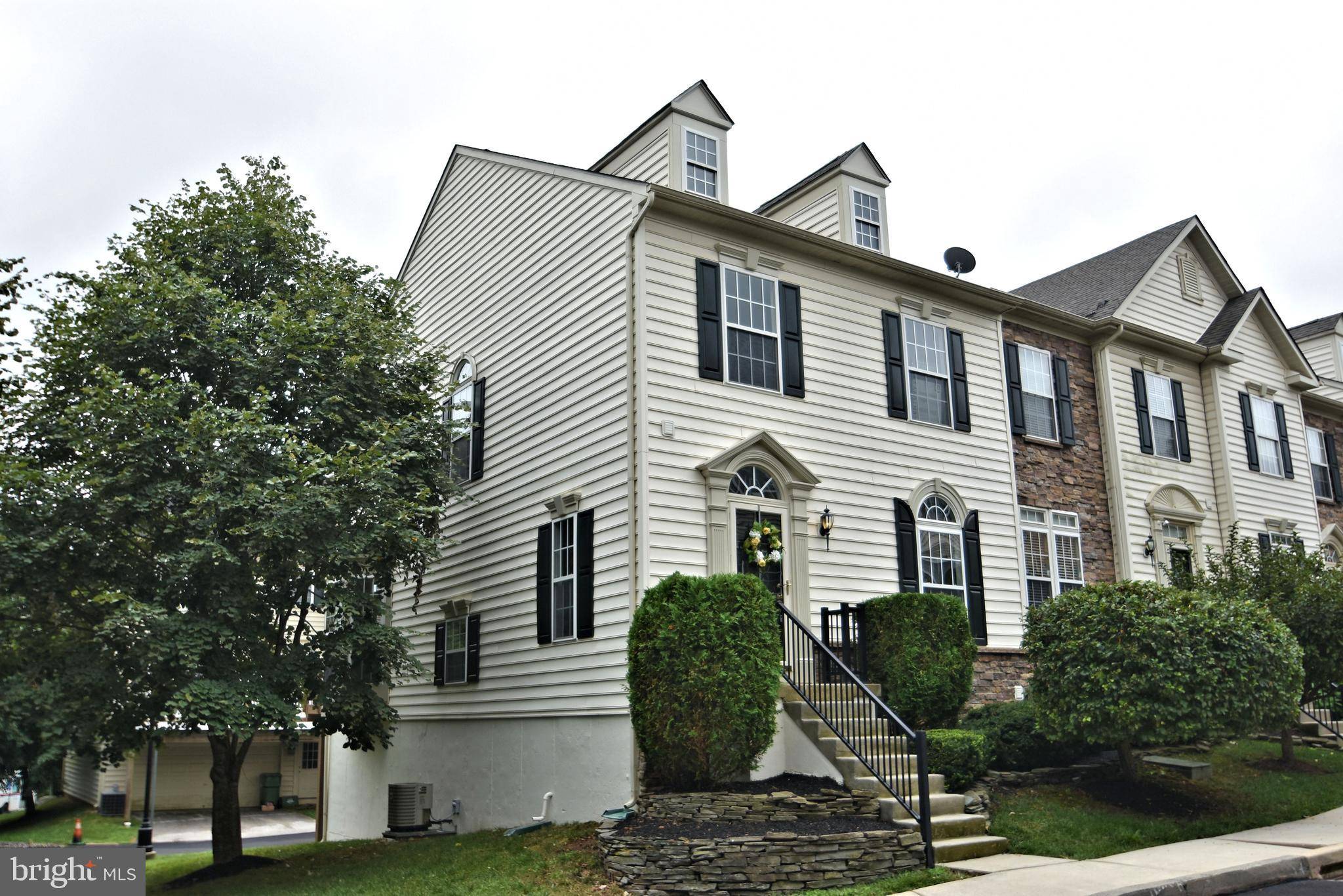 Phoenixville, PA 19460,1206 HENDRIX LN