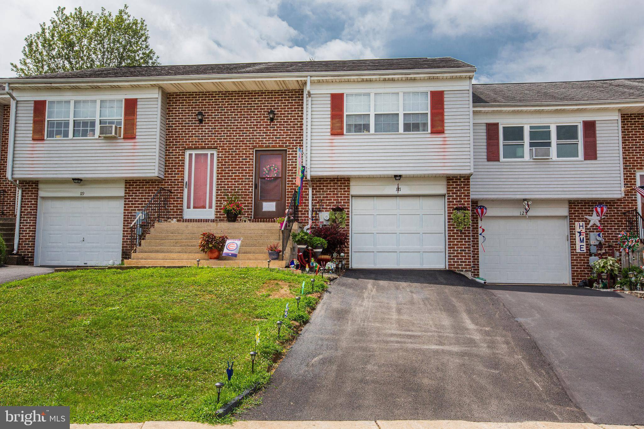 Millersville, PA 17551,121 PICKWICK PL