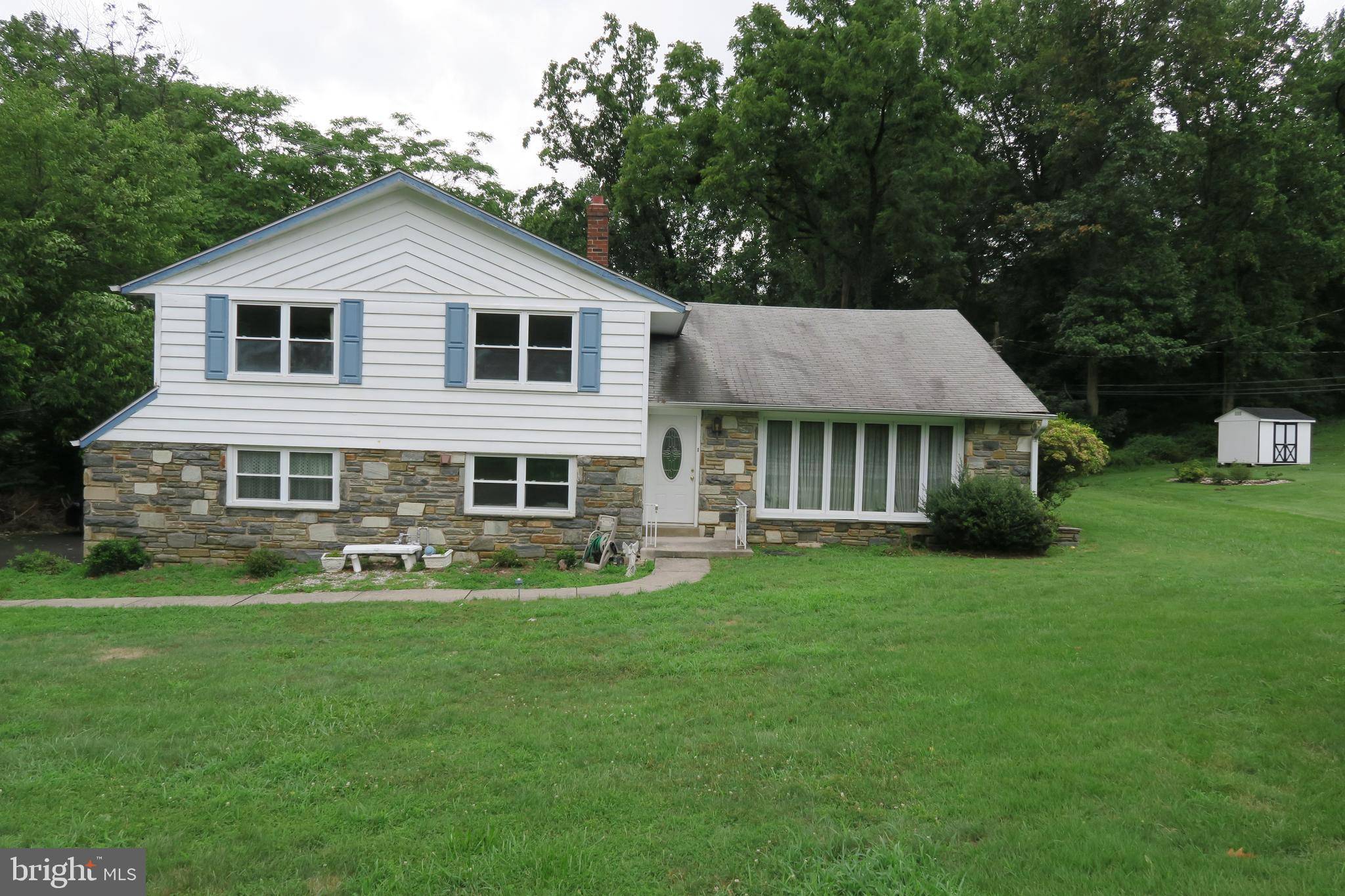 Huntingdon Valley, PA 19006,1812 OAKWYNNE RD