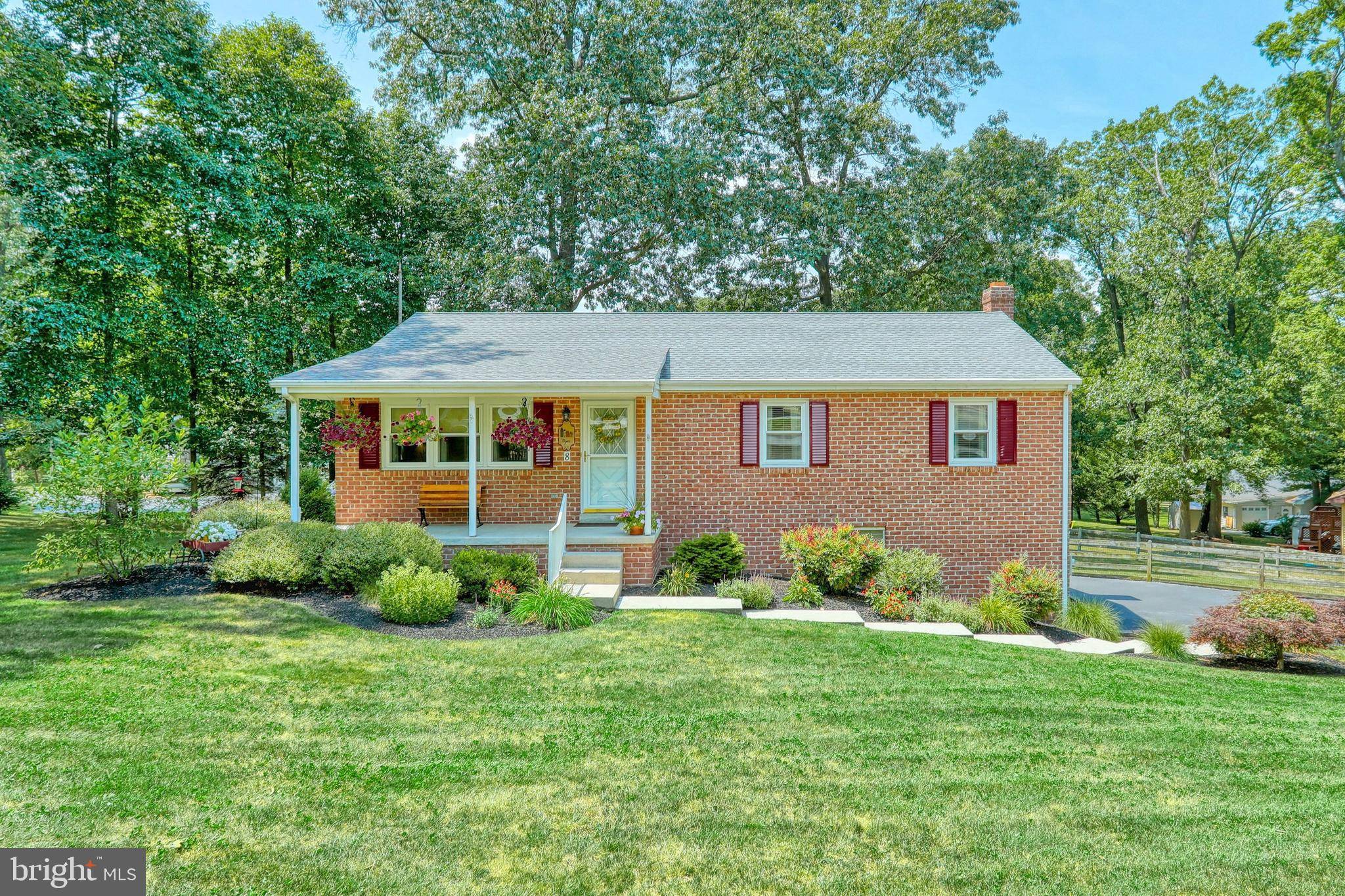 Hanover, PA 17331,8 TAMMY CT