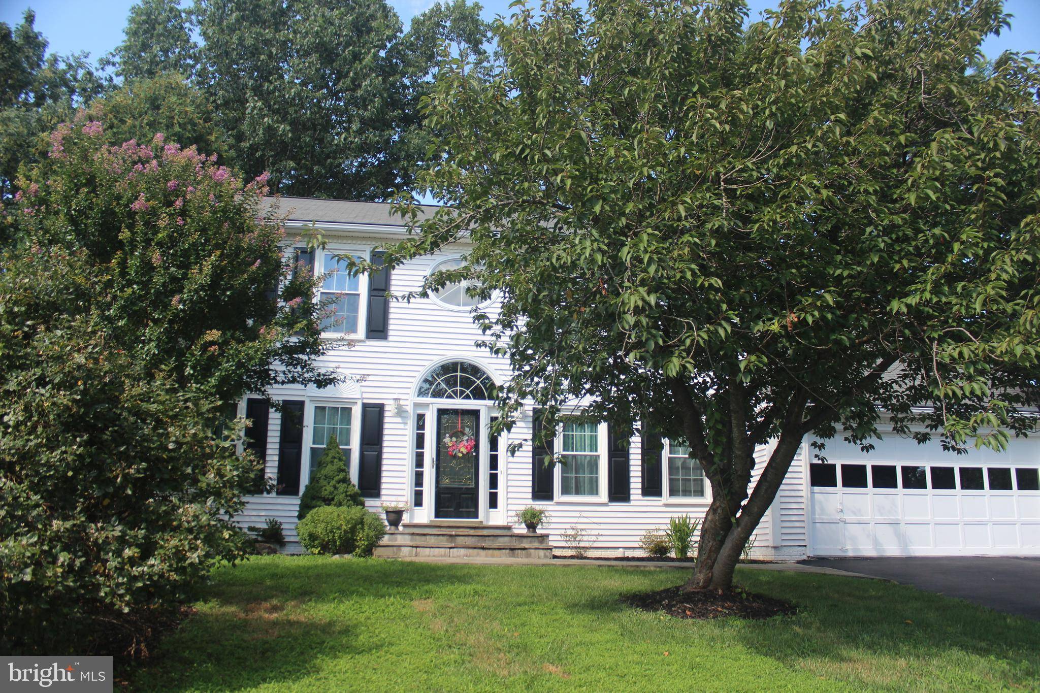 Clifton, VA 20124,6408 SPRINGHOUSE CIR