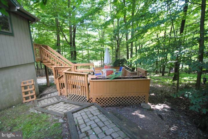 Pocono Lake, PA 18347,2523 HAWKVIEW CT