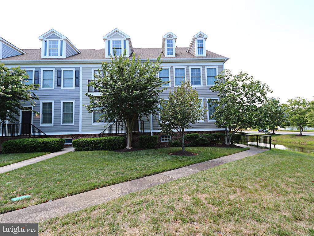 Ocean View, DE 19970,4 VILLAGE GREEN DR