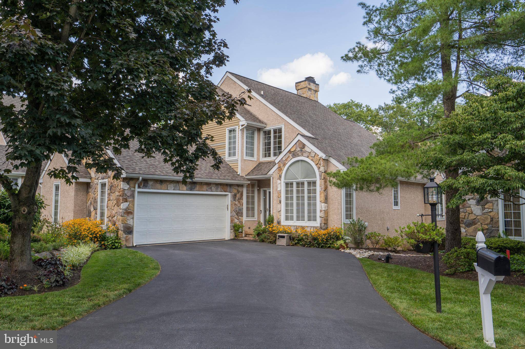 Newtown Square, PA 19073,60 BRIDLE WAY