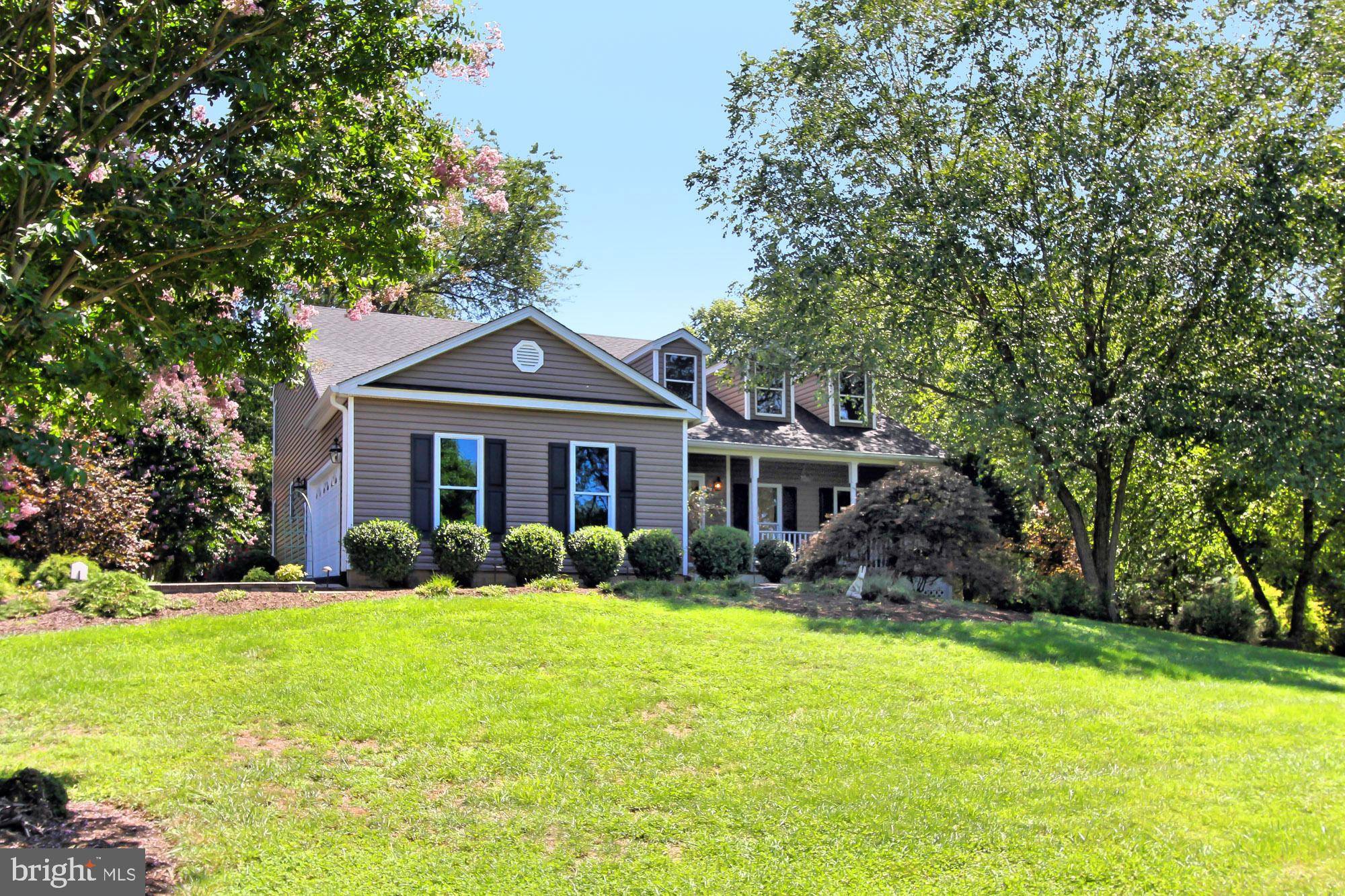 Round Hill, VA 20141,16785 PALOMA CIR