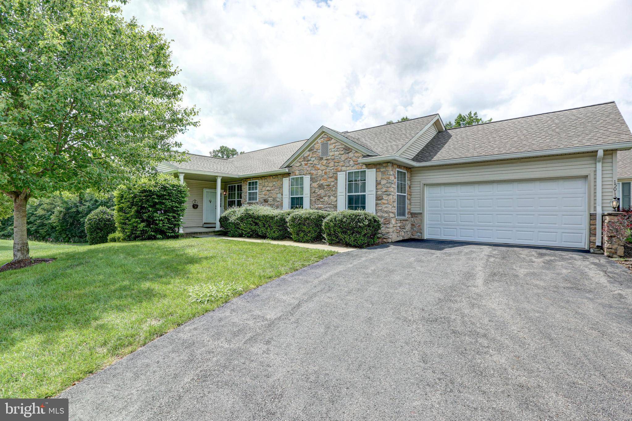 Glen Mills, PA 19342,1501 N HUNTING HORN