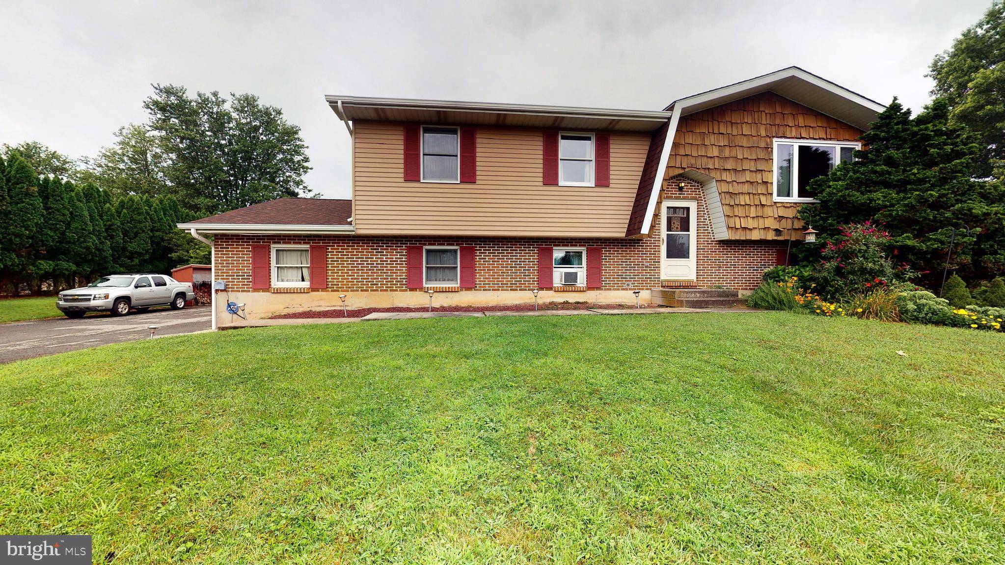 Macungie, PA 18062,6245 MOUNTAIN RD