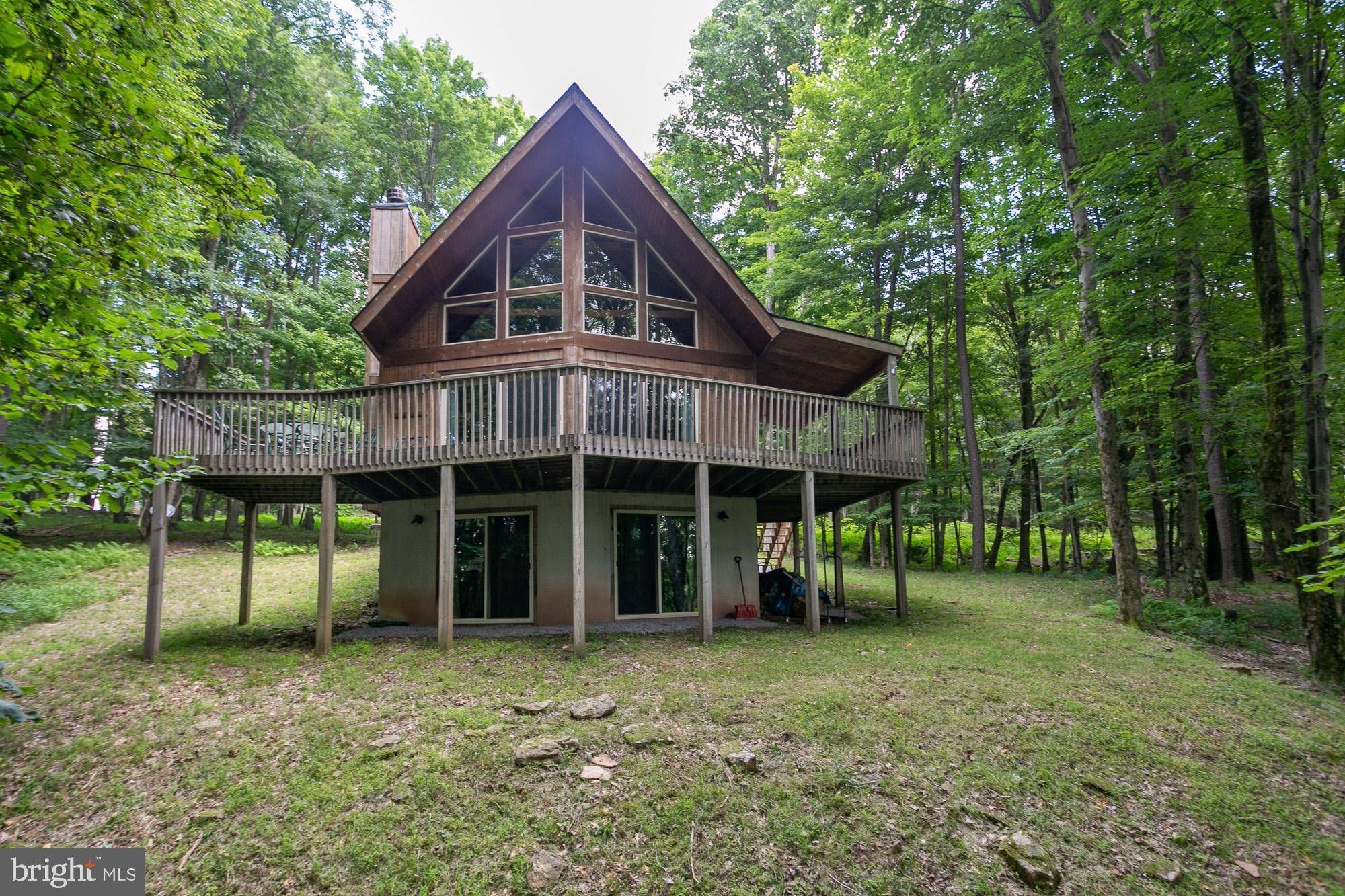 Terra Alta, WV 26764,1407 GOLDENROD DR