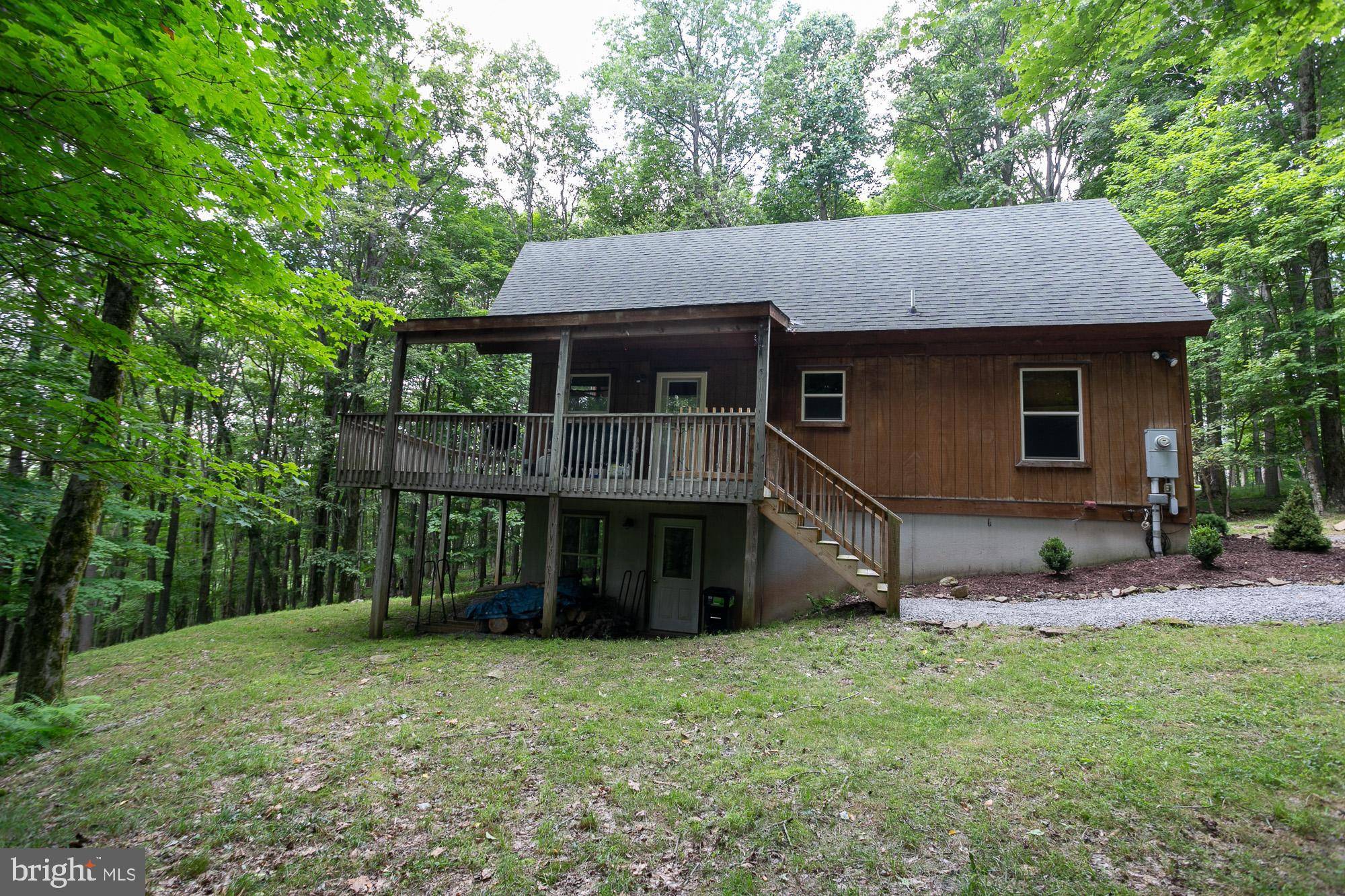 Terra Alta, WV 26764,1407 GOLDENROD DR