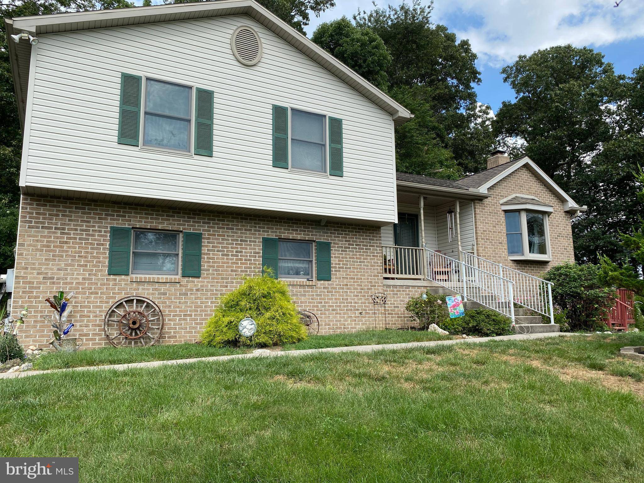 Fairfield, PA 17320,2 SUSAN TRL