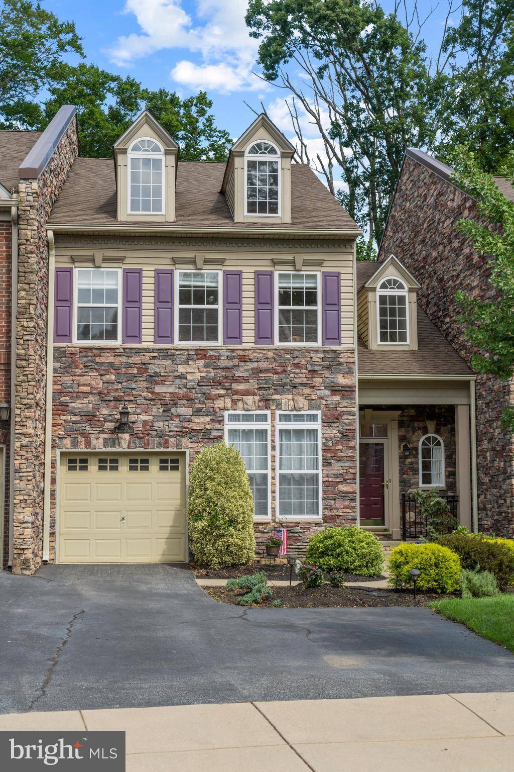 Garnet Valley, PA 19061,1261 BROOKSTONE DR