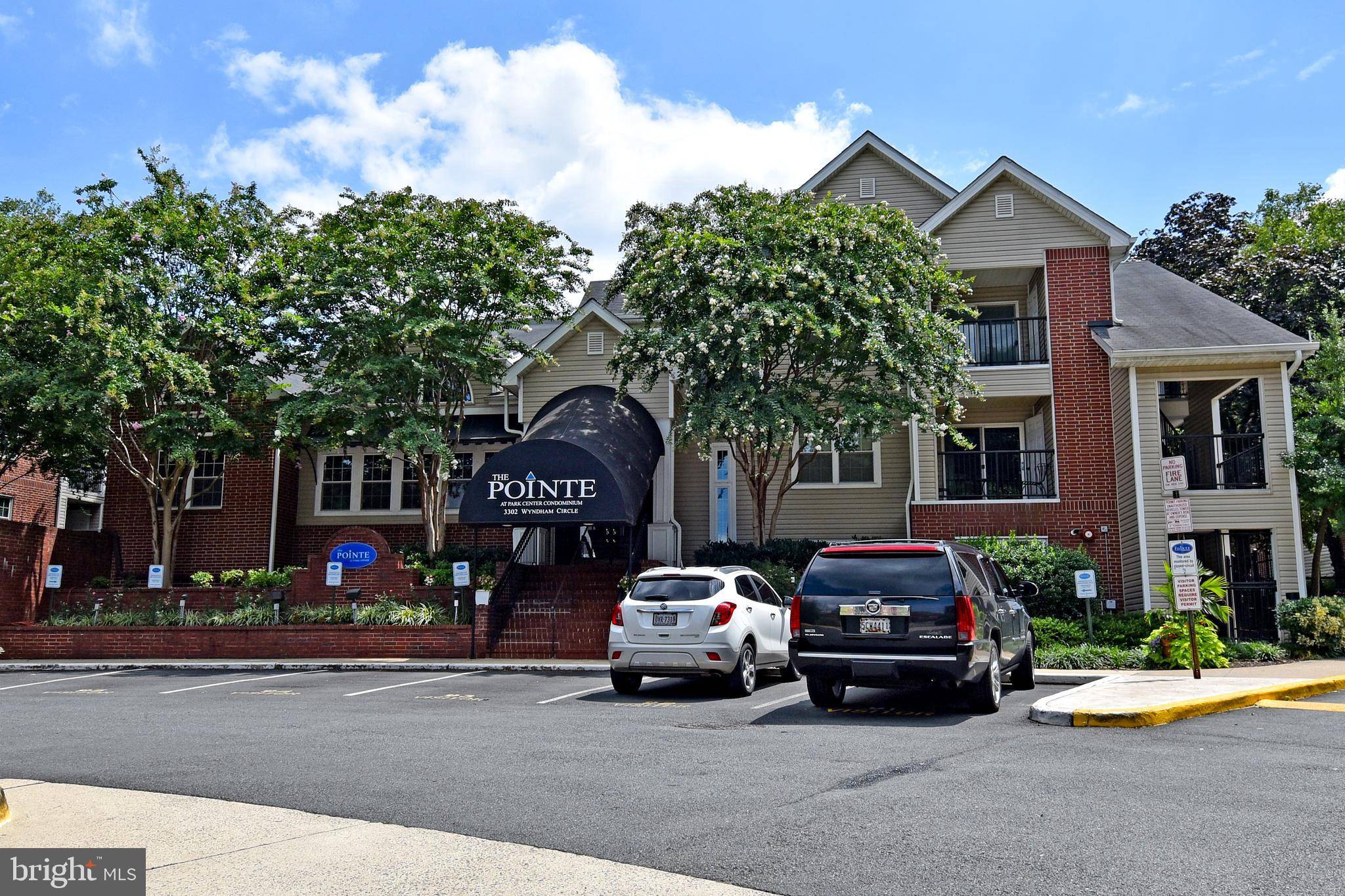 Alexandria, VA 22302,3310 WYNDHAM CIR #216